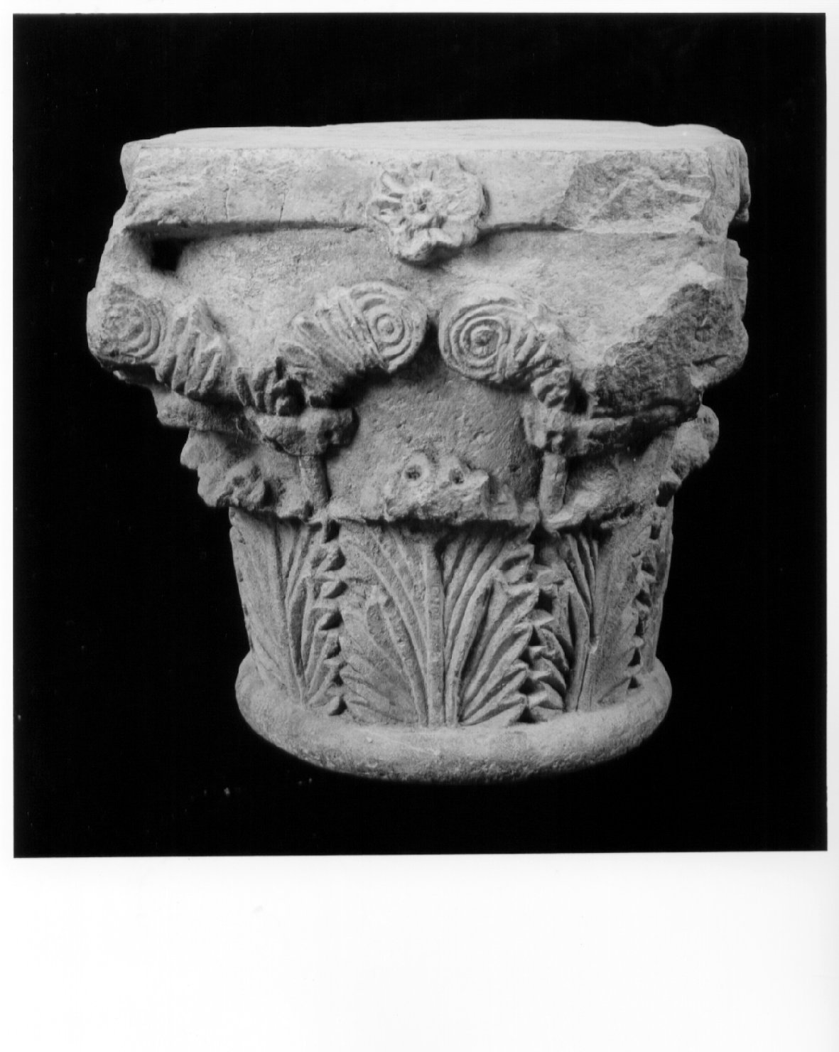 decorazione, frammento - bottega Italia centrale (sec. IX)