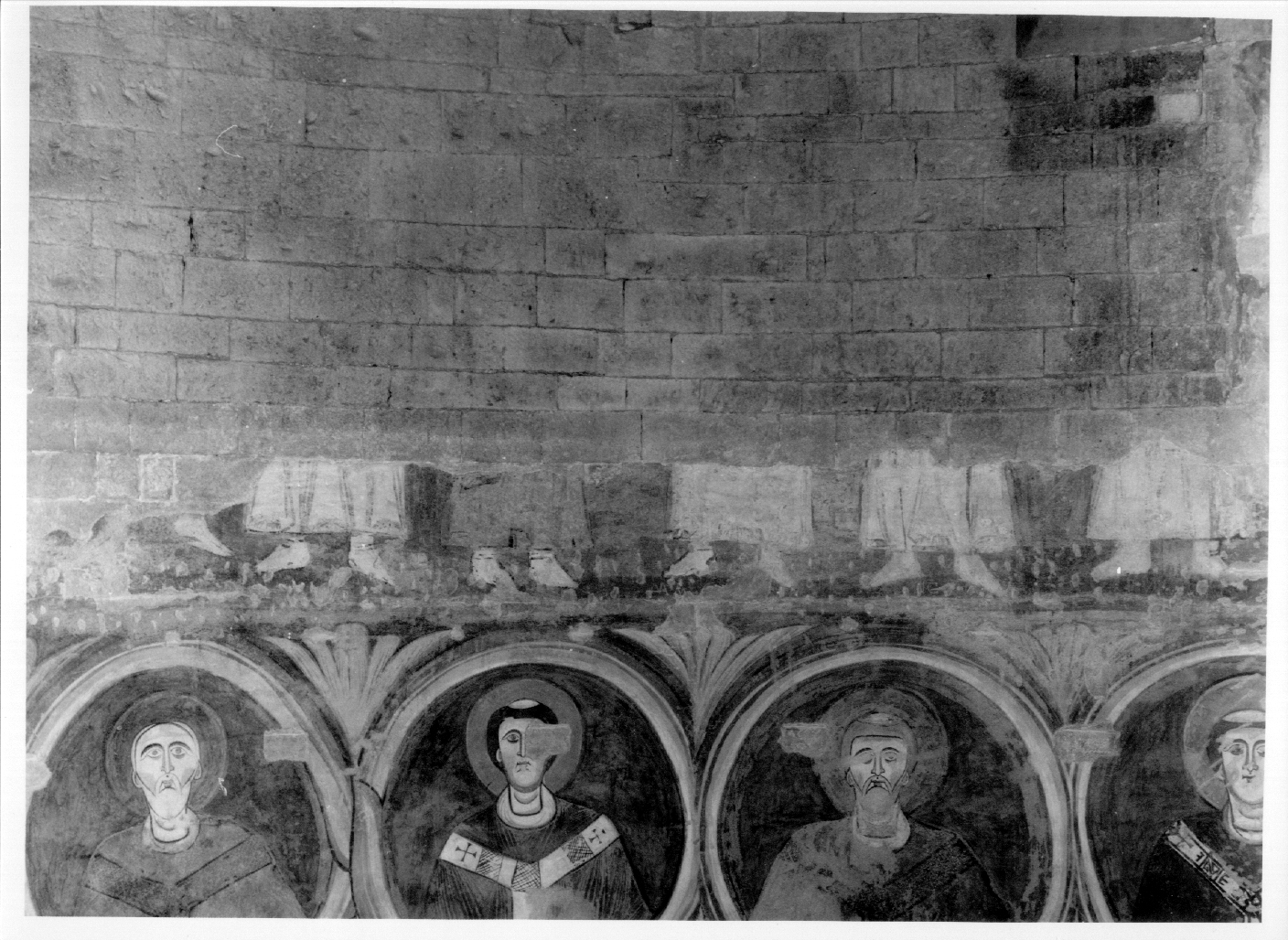 apostoli (dipinto, frammento) - ambito umbro (secondo quarto sec. XII)