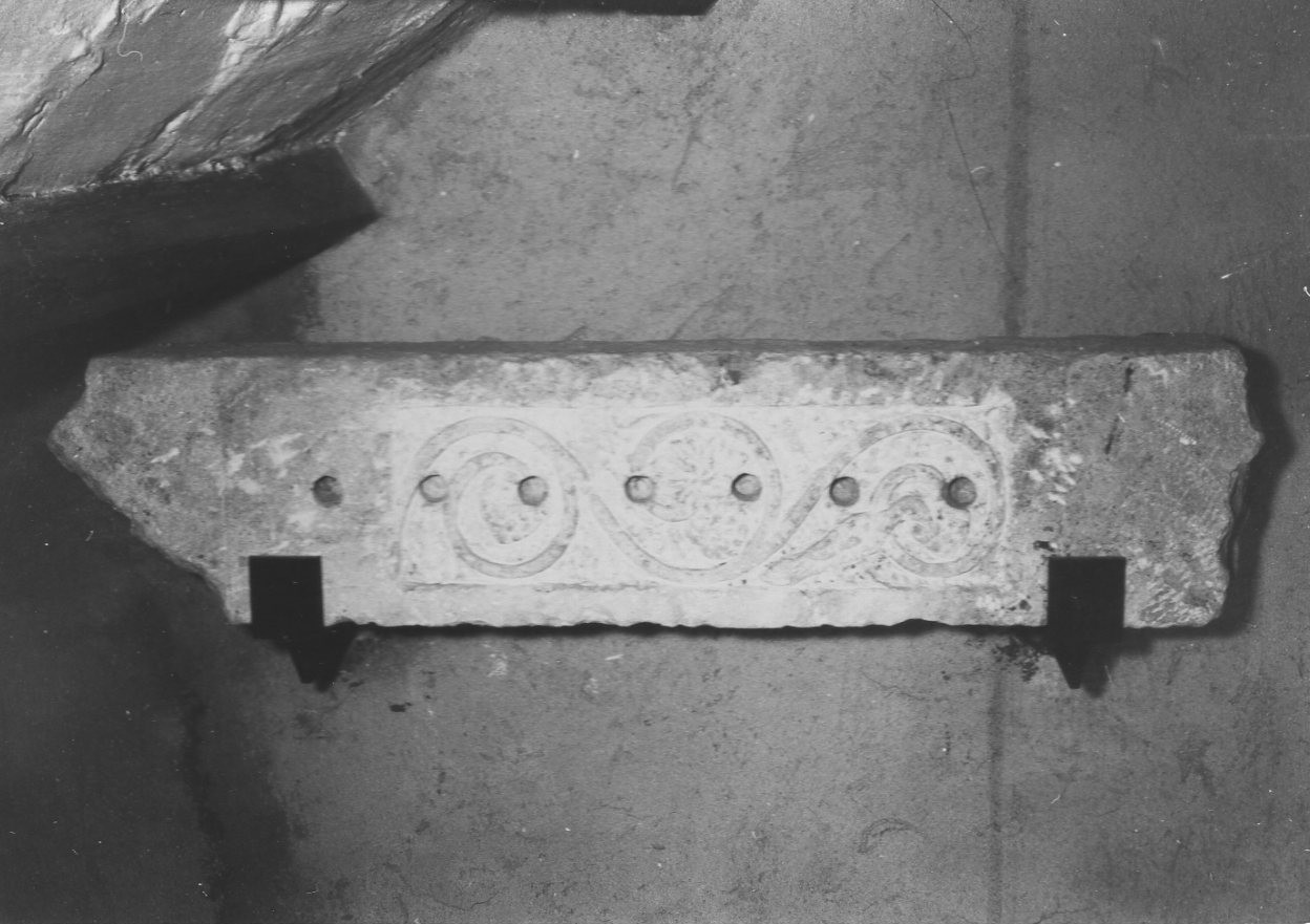 architrave, opera isolata - bottega italiana (sec. VIII)