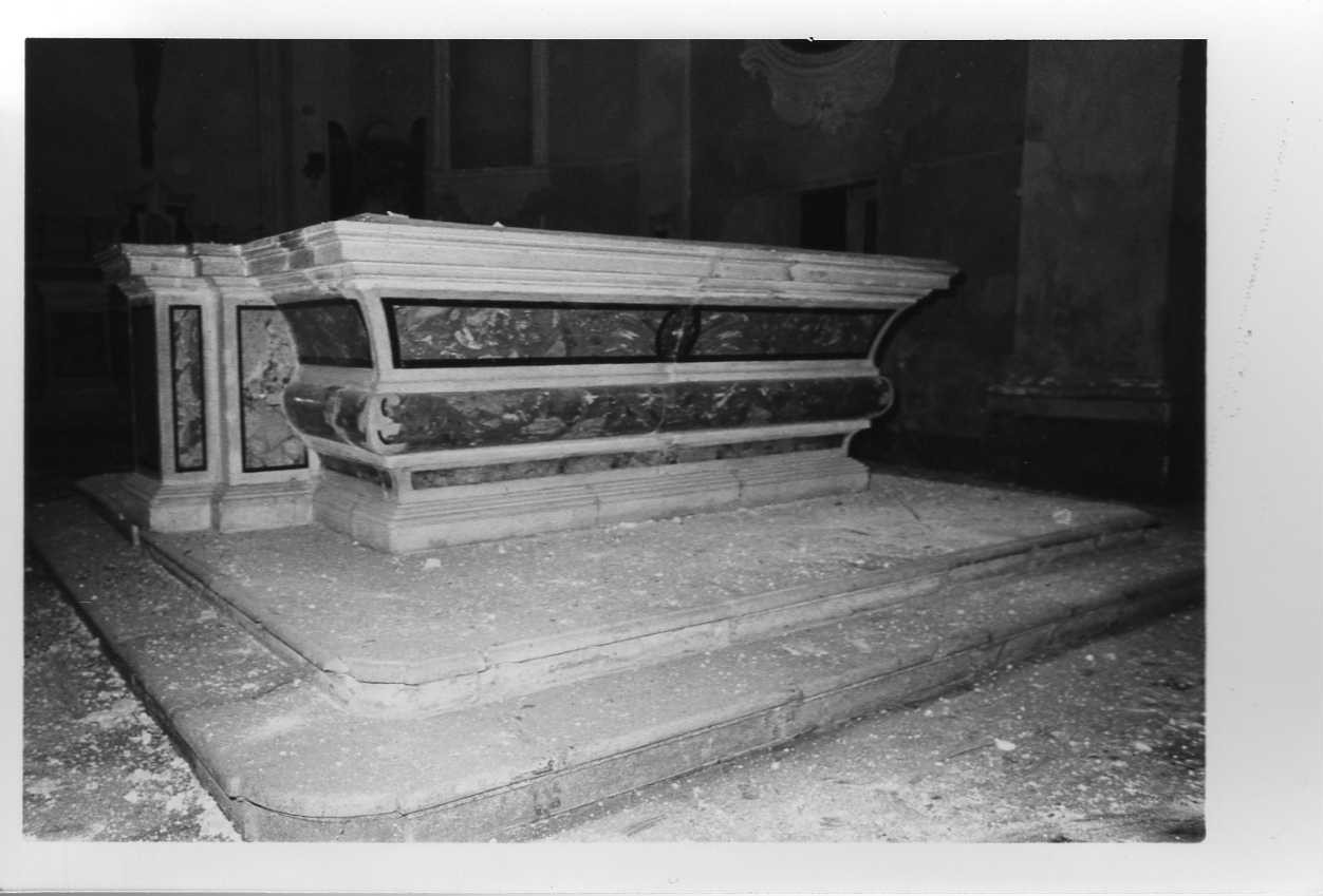 mensa d'altare, opera isolata - bottega umbra (sec. XVIII)