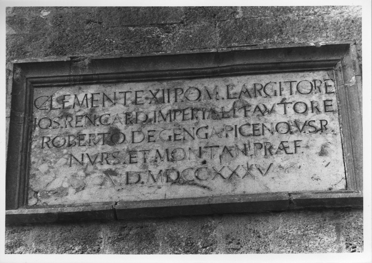 lapide, opera isolata - bottega umbra (sec. XVIII)