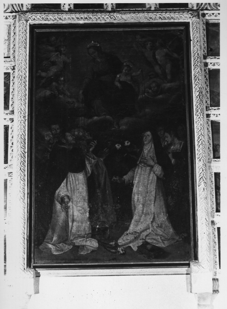 Madonna del Rosario, Madonna con Bambino e Santi (dipinto, elemento d'insieme) di Manenti Vincenzo (attribuito) (prima metà sec. XVII)