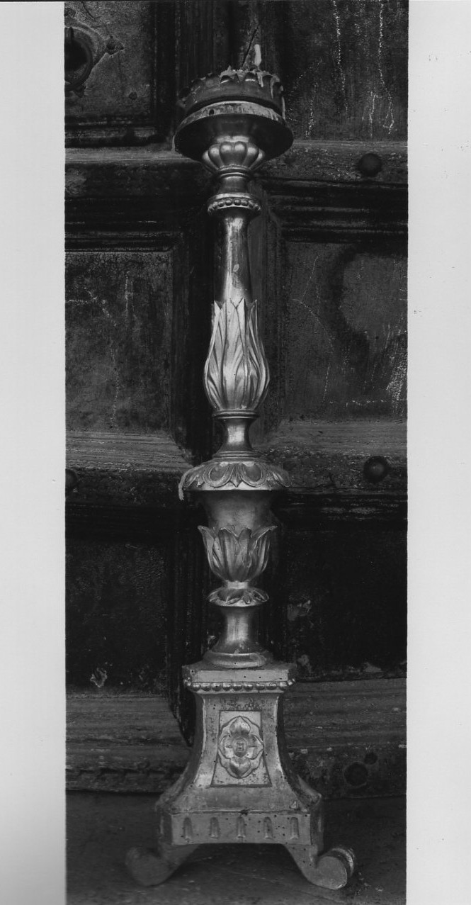 candeliere, serie - bottega umbra (sec. XVIII)