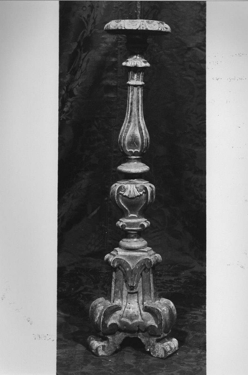 candeliere, opera isolata - bottega umbra (sec. XVIII)