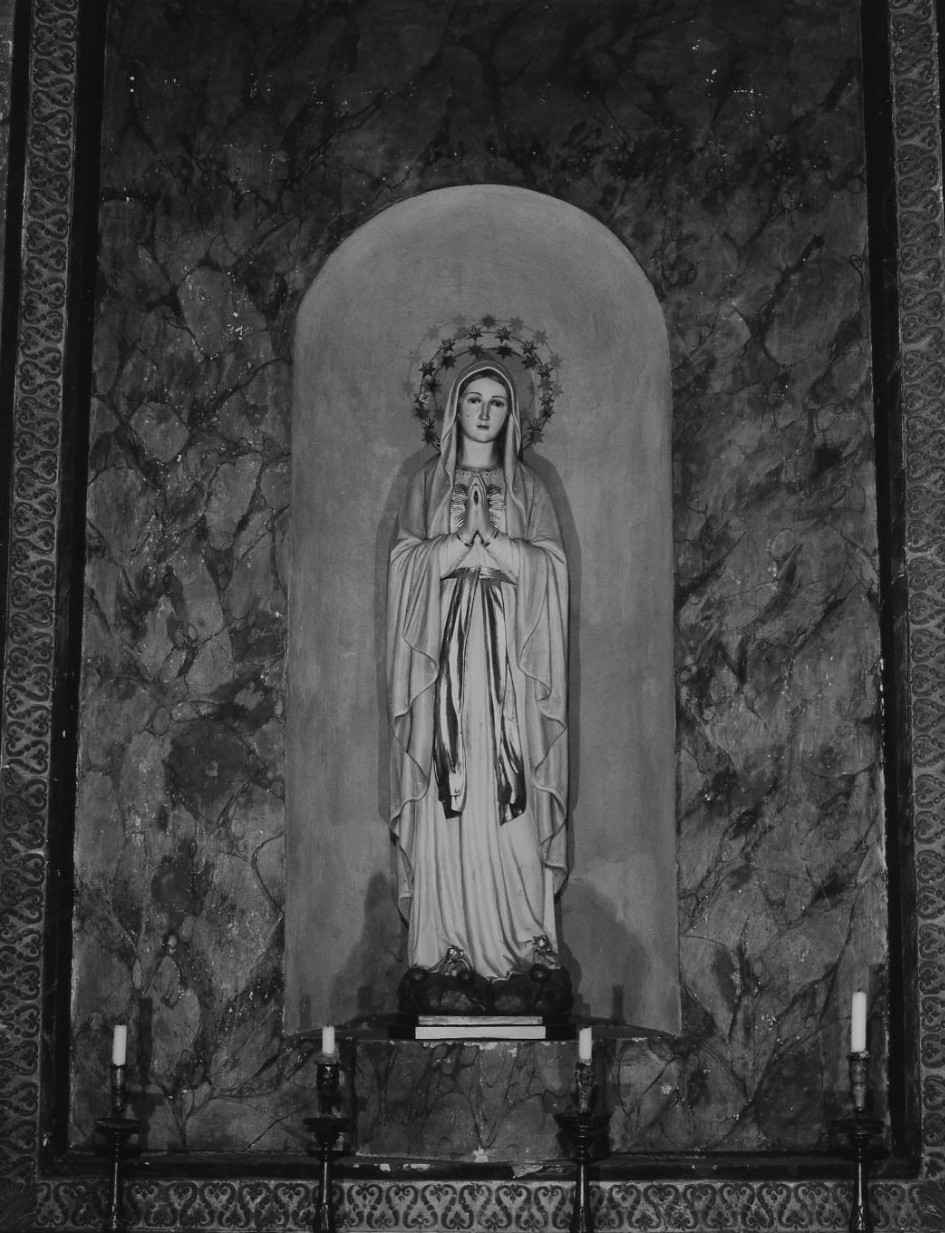 statua, elemento d'insieme - bottega Europa nord-occidentale (sec. XX)