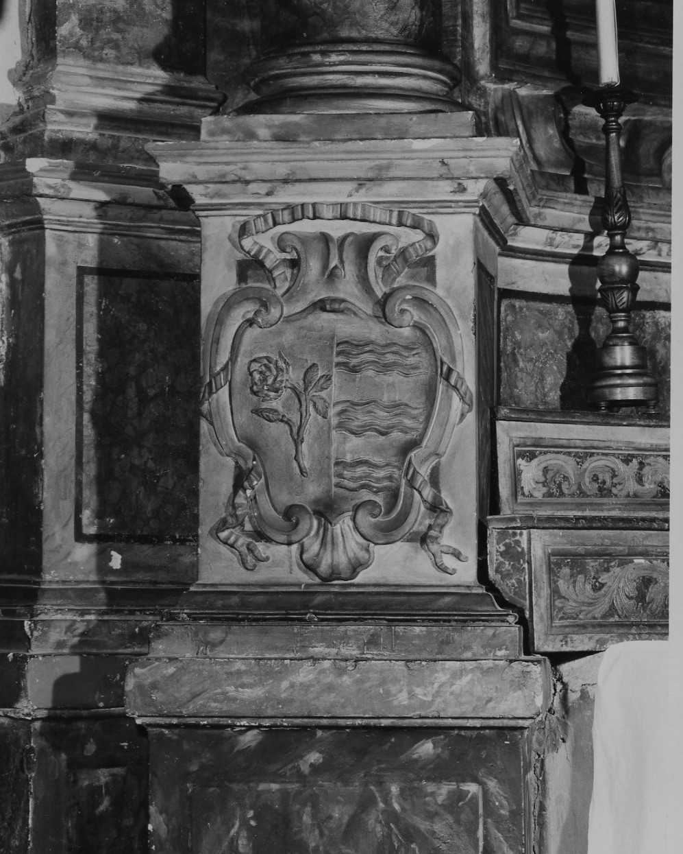 insegna, elemento d'insieme di Chiesa Michele (e aiuti) (sec. XVIII)