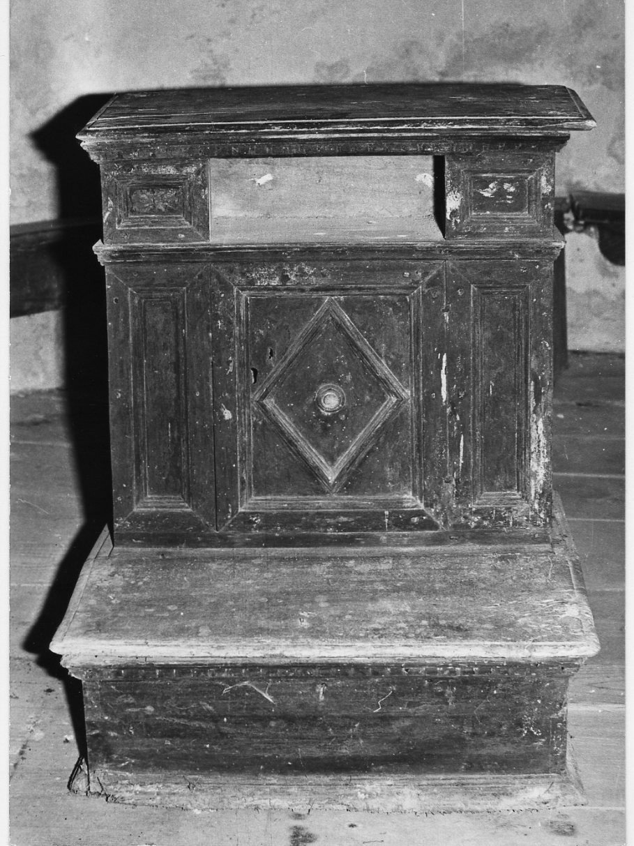 inginocchiatoio, opera isolata - bottega umbra (sec. XVII)