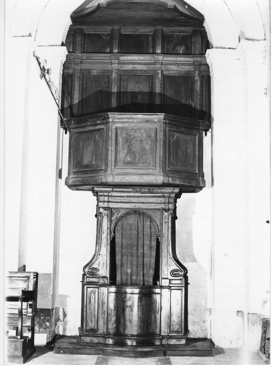 pulpito, elemento d'insieme - bottega umbra (sec. XVIII)