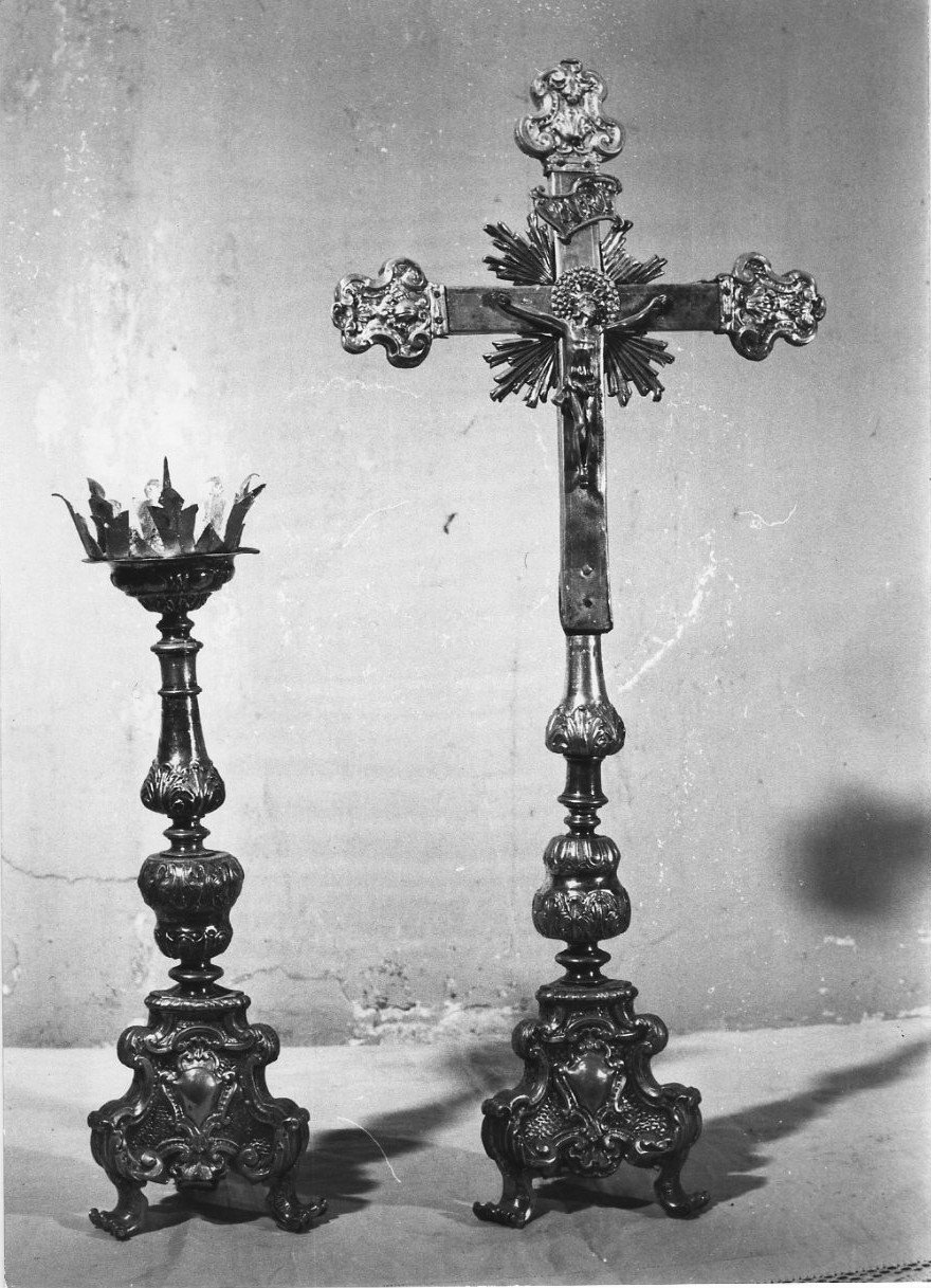 croce da tavolo, elemento d'insieme - bottega umbra (sec. XVIII)