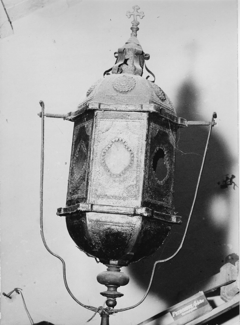 lanterna, coppia - bottega umbra (sec. XIX)