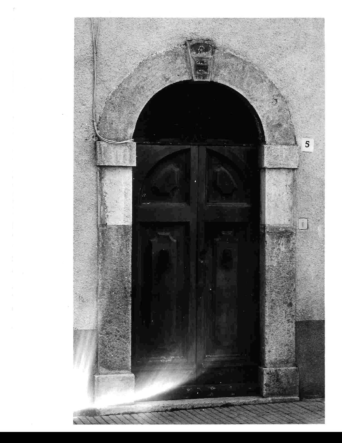 portale - ad arco, opera isolata - bottega Italia centrale (sec. XIX)