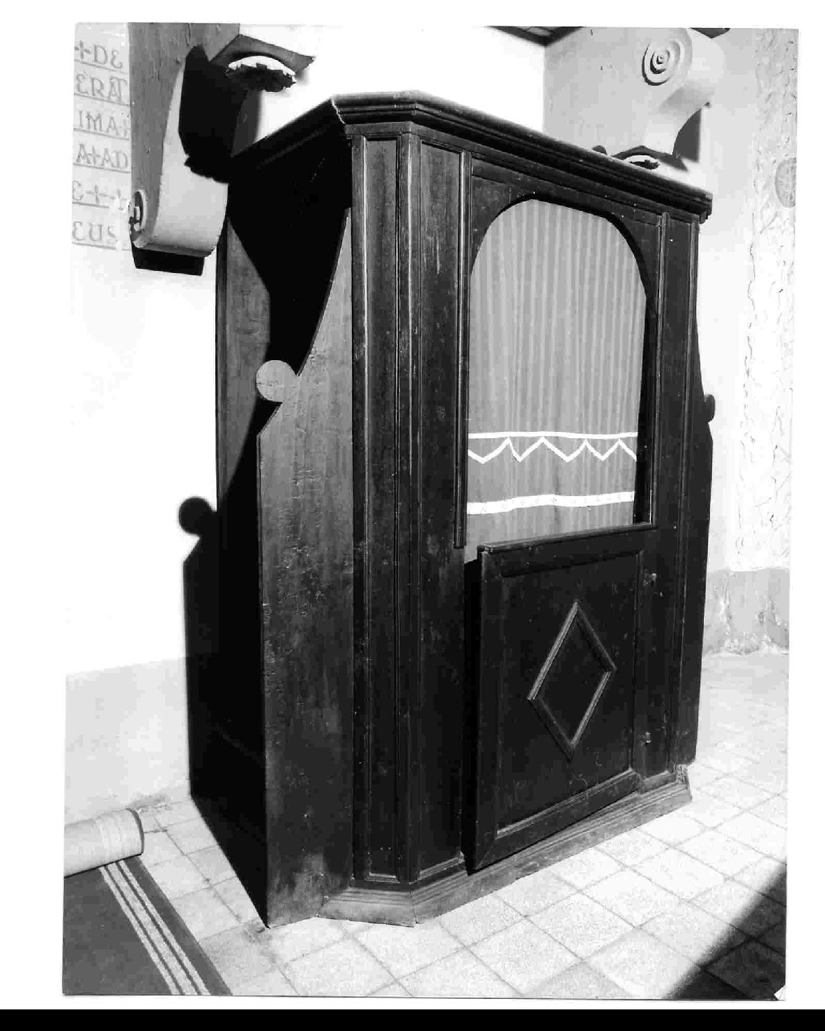 confessionale, opera isolata - bottega umbra (sec. XVIII)