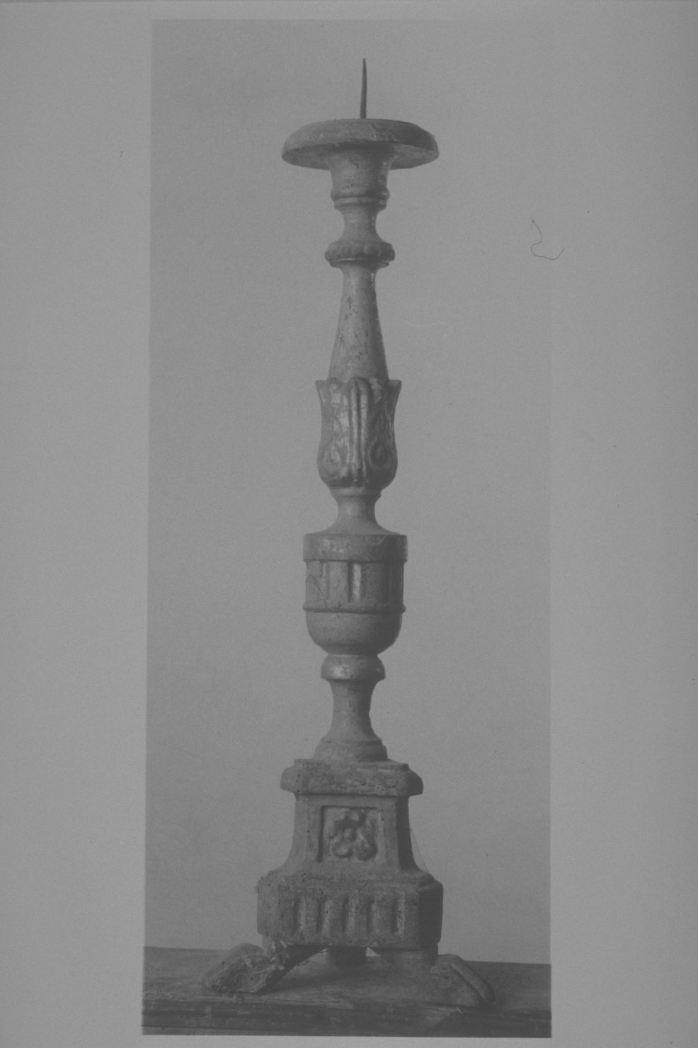candelabro, serie - bottega umbra (seconda metà sec. XVIII)