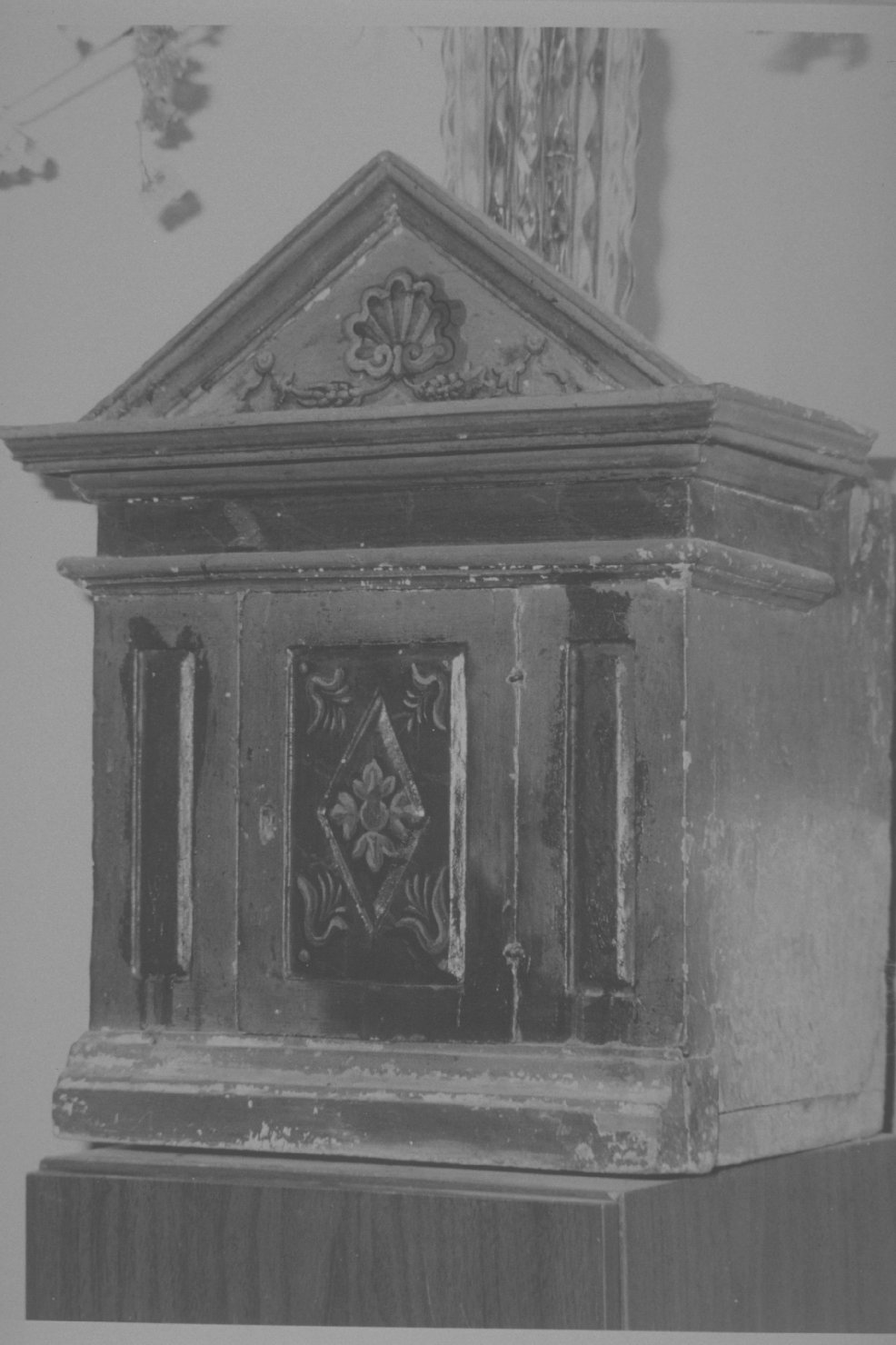 tabernacolo, opera isolata - bottega umbra (prima metà sec. XVIII)