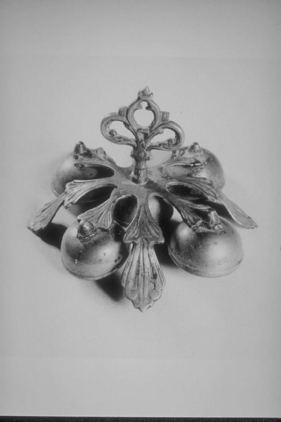 campanello d'altare multiplo, opera isolata - bottega umbra (sec. XVII)