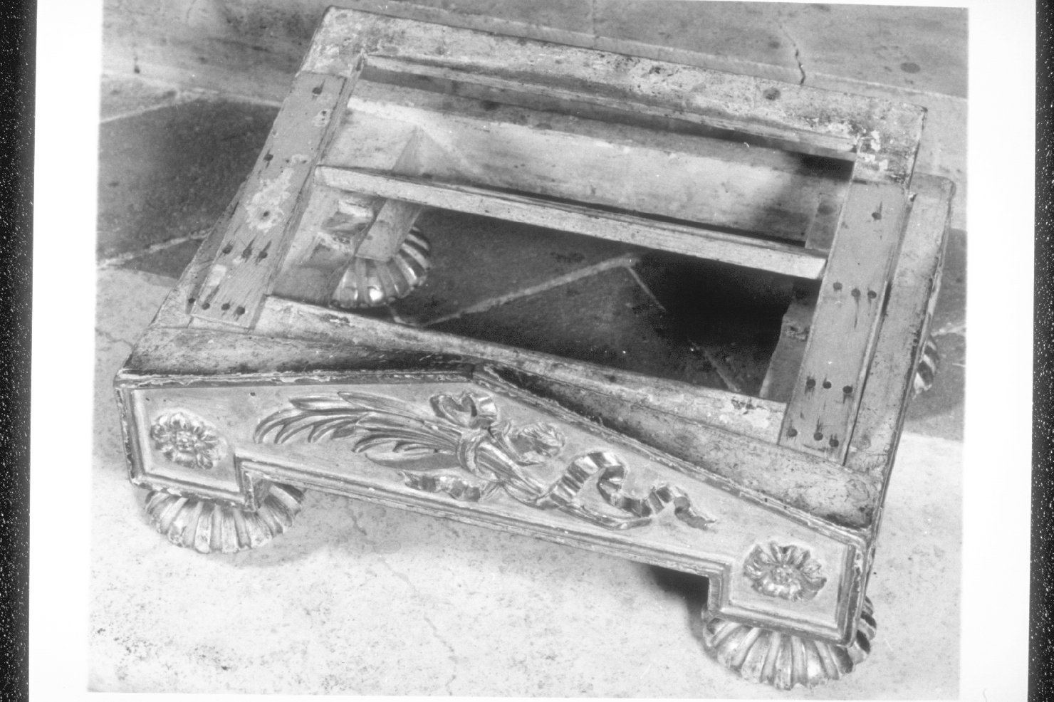 leggio d'altare, opera isolata - bottega umbra (secc. XVIII/ XIX)