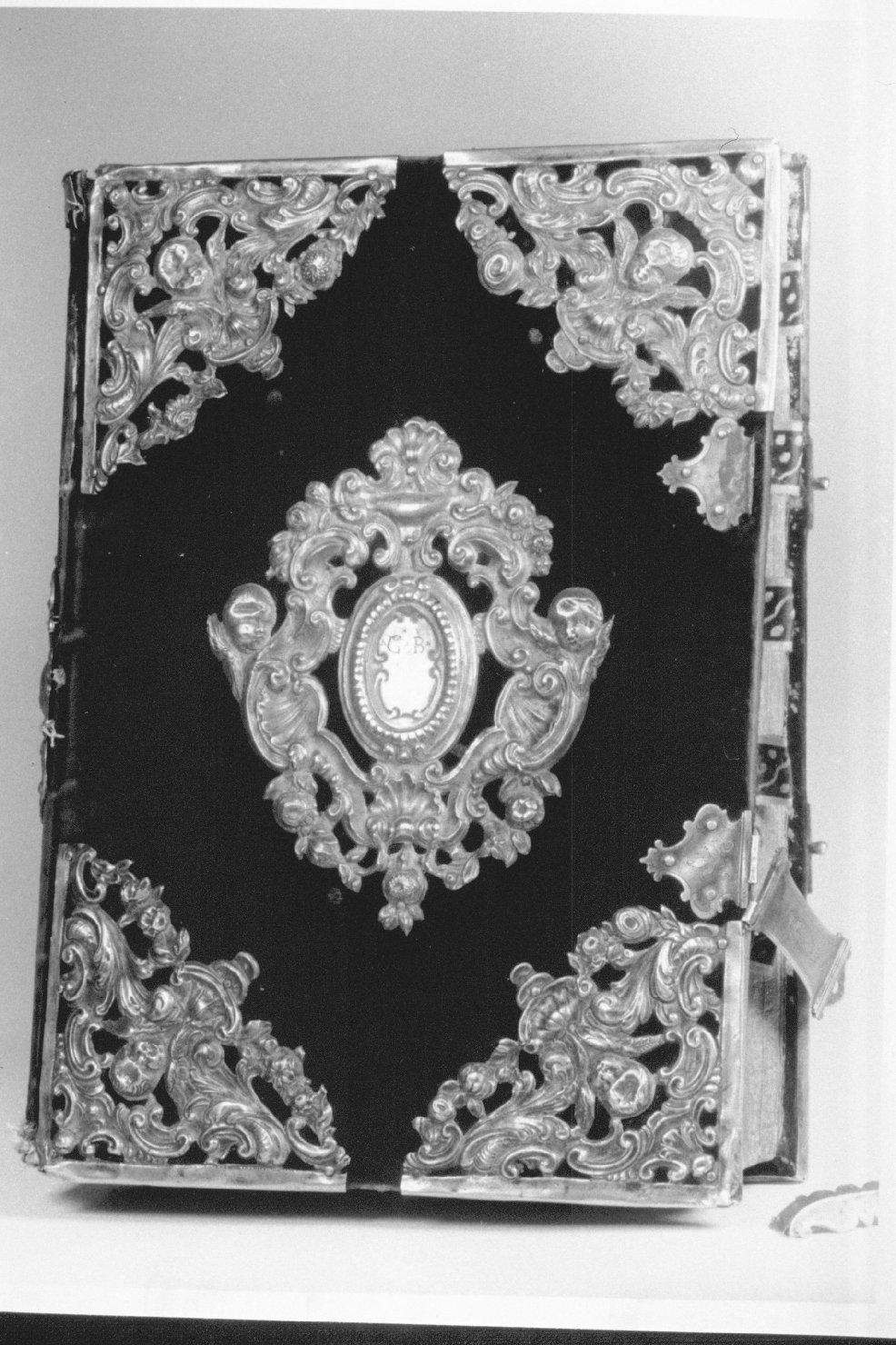 coperta di libro liturgico, opera isolata - bottega Italia centrale (sec. XVIII)