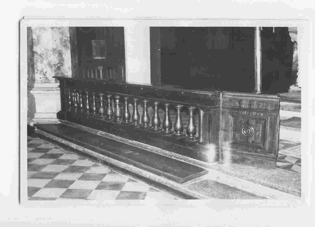 balaustrata, elemento d'insieme - bottega Italia centrale (sec. XIX)