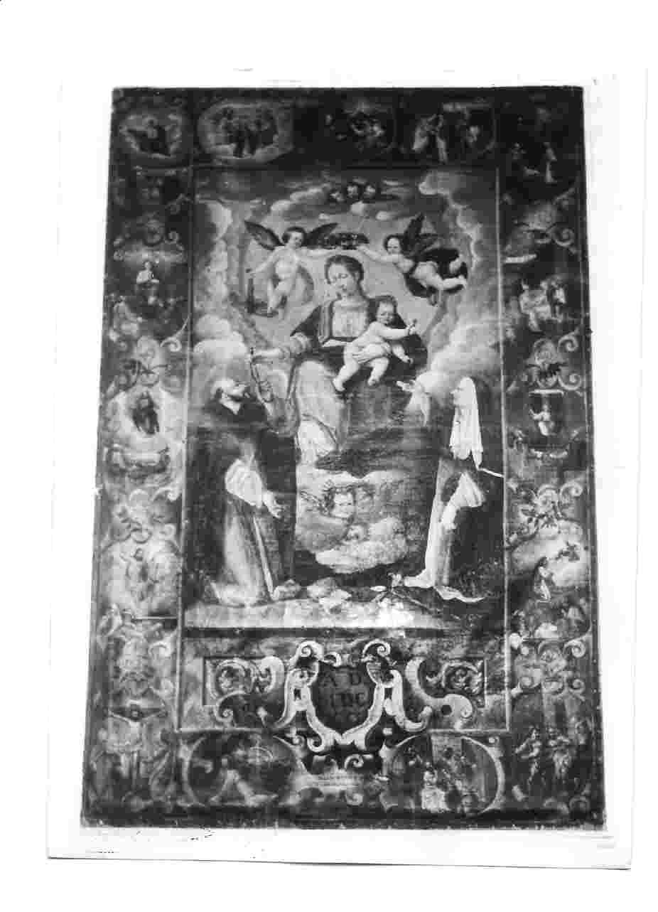 Madonna del Rosario con San Domenico e Santa Caterina da Siena (dipinto, opera isolata) di Hieronymus Manuellus Asisinas (sec. XVII)