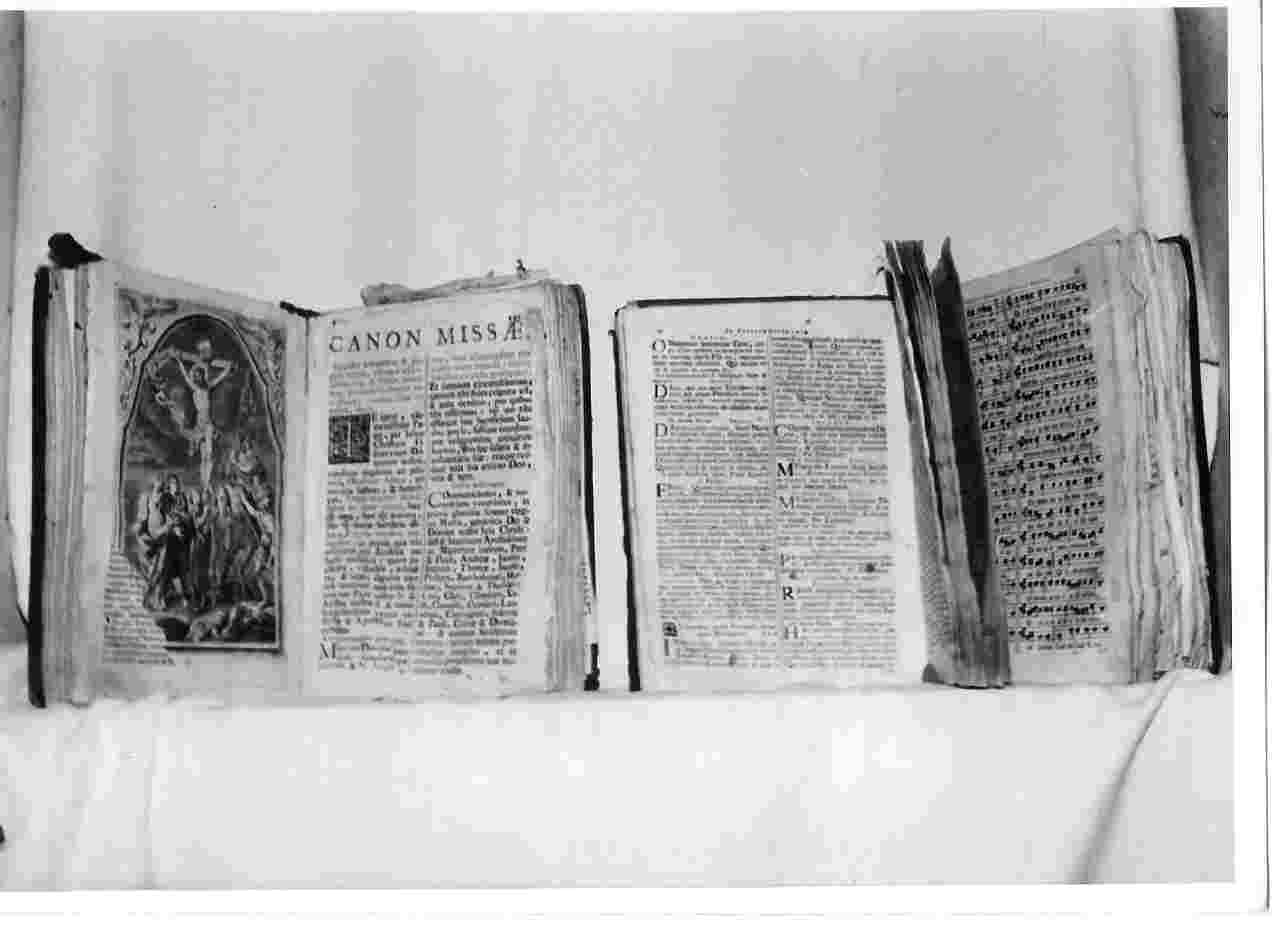 messale cantato, coppia - bottega Italia centrale (sec. XVIII)