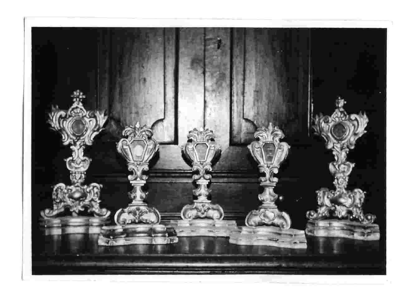 reliquiario, serie - bottega Italia centrale (sec. XVIII)