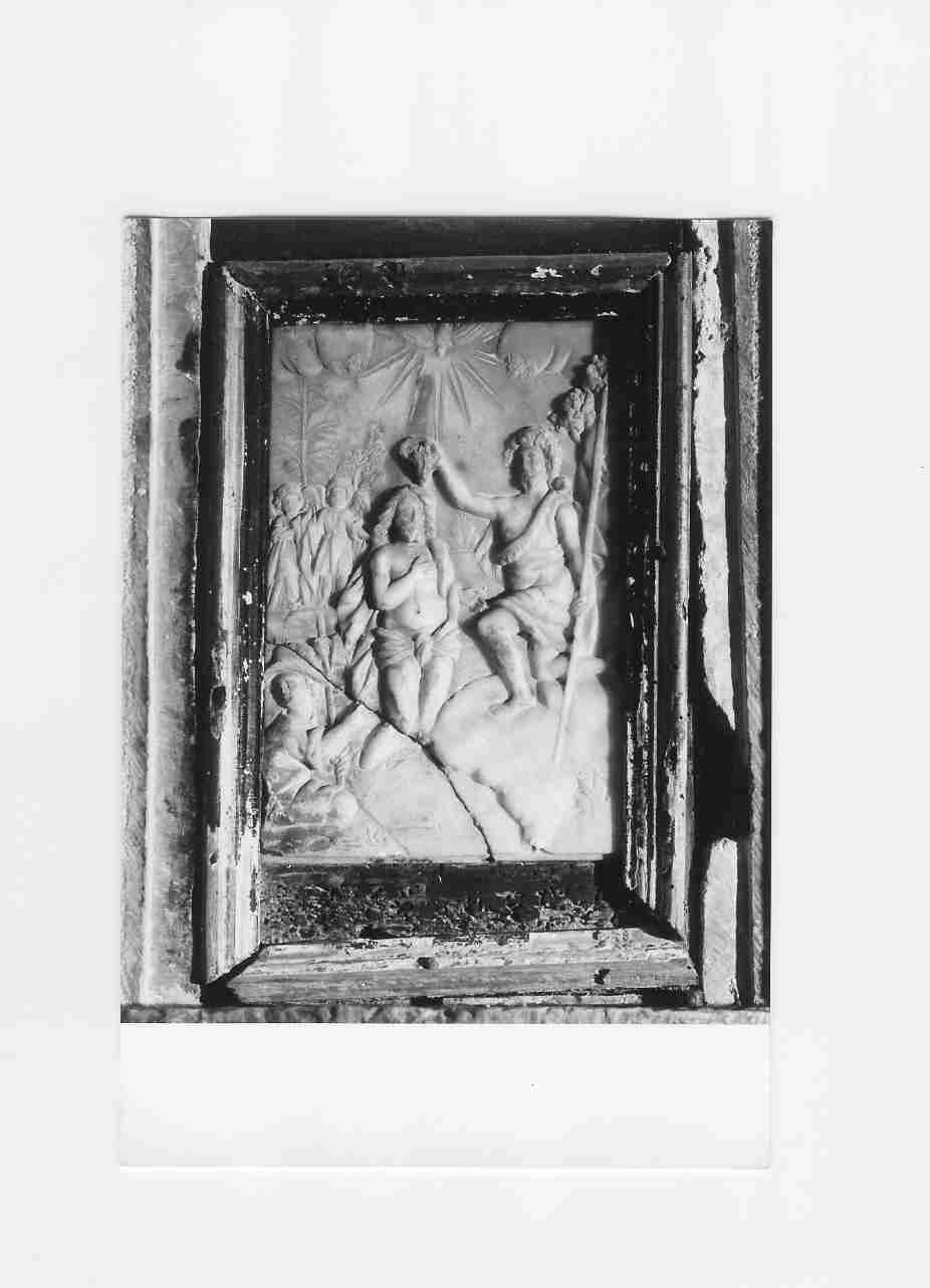 battesimo di Cristo (sportello di armadio del fonte battesimale, elemento d'insieme) - bottega Italia centrale (sec. XVII)