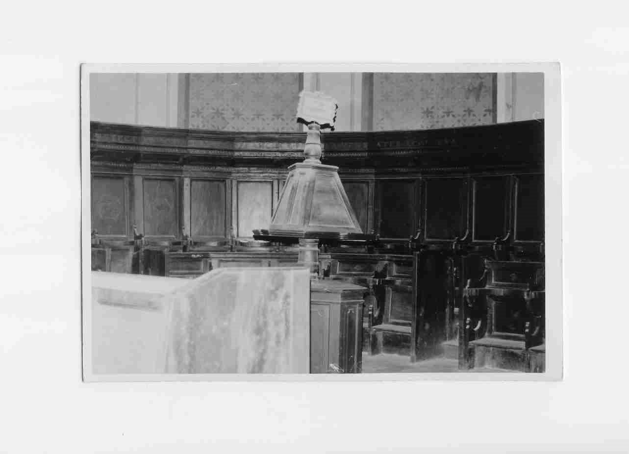 stalli del coro, insieme - bottega Italia centrale (sec. XVI)