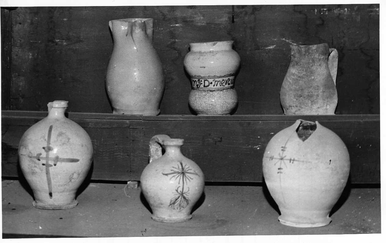 brocca, opera isolata - bottega umbra (secc. XVI/ XVIII)