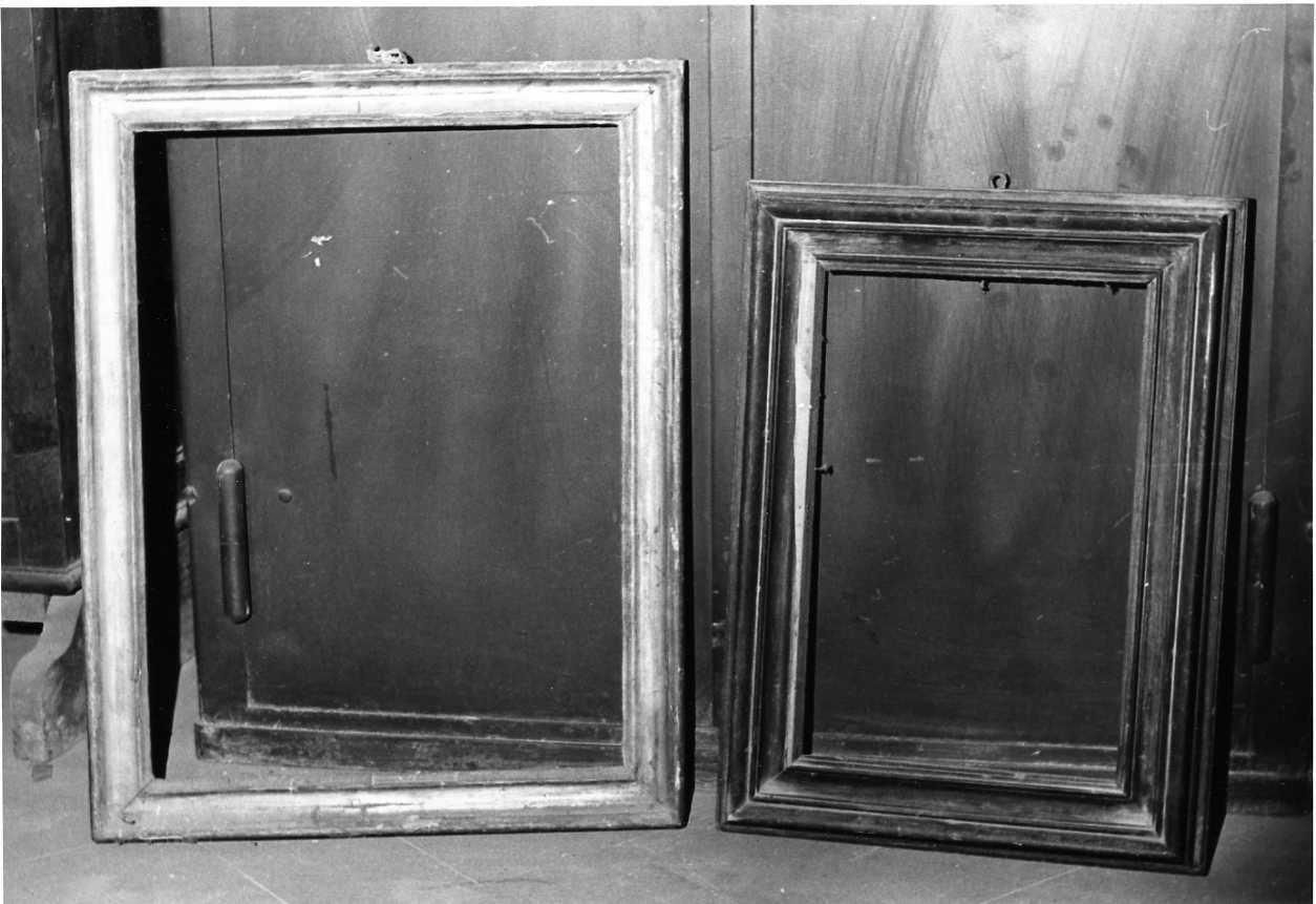 cornice, opera isolata - bottega umbra (sec. XIX)