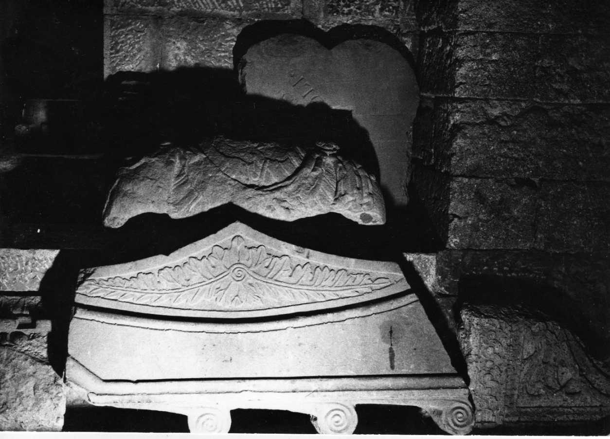 busto, frammento - bottega Italia centrale (sec. XV)