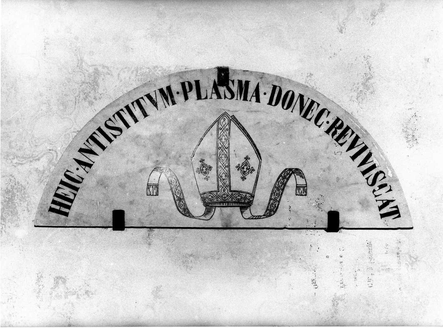 lastra tombale - bottega Italia centrale (sec. XIX)