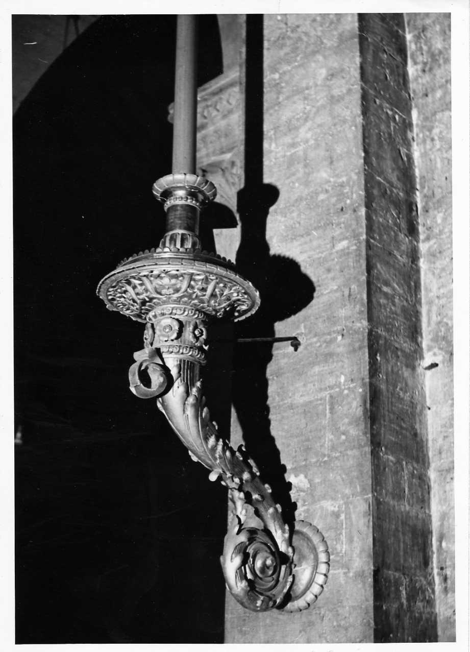 candeliere da parete, coppia - ambito umbro (sec. XVII)