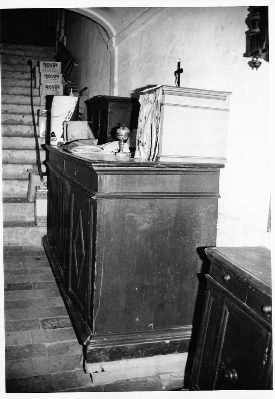 credenza, opera isolata - ambito umbro (sec. XVII)