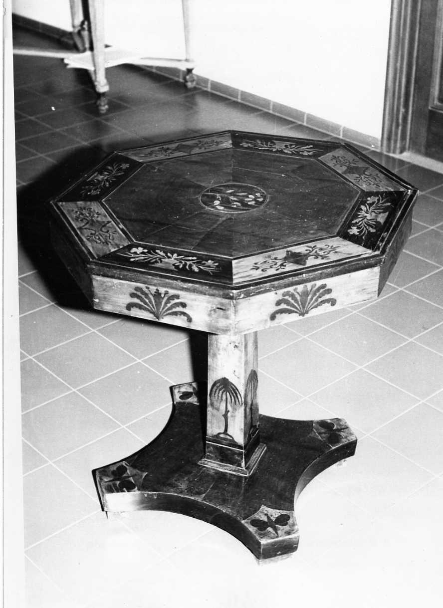 tavolino, opera isolata - bottega umbra (sec. XVI)