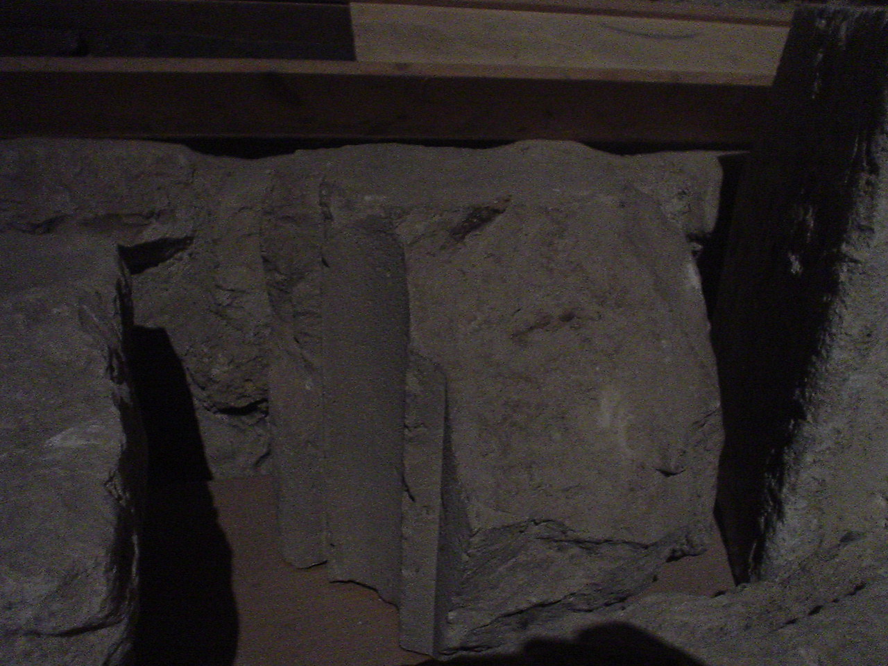 Frammento (d) (decorazione plastica, frammento) - bottega Italia centrale (secc. XII/ XIV)