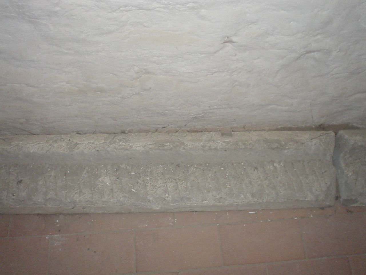 cornice, frammento - bottega Italia centrale (secc. III/ XV)