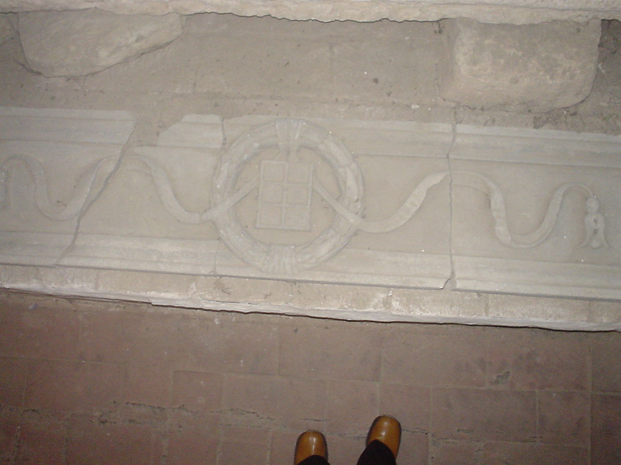 architrave, frammento - bottega Italia centrale (sec. XV)