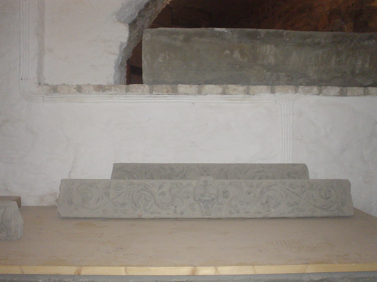 fregio (decorazione plastica, opera isolata) - bottega Italia centrale (secc. III/ XV)