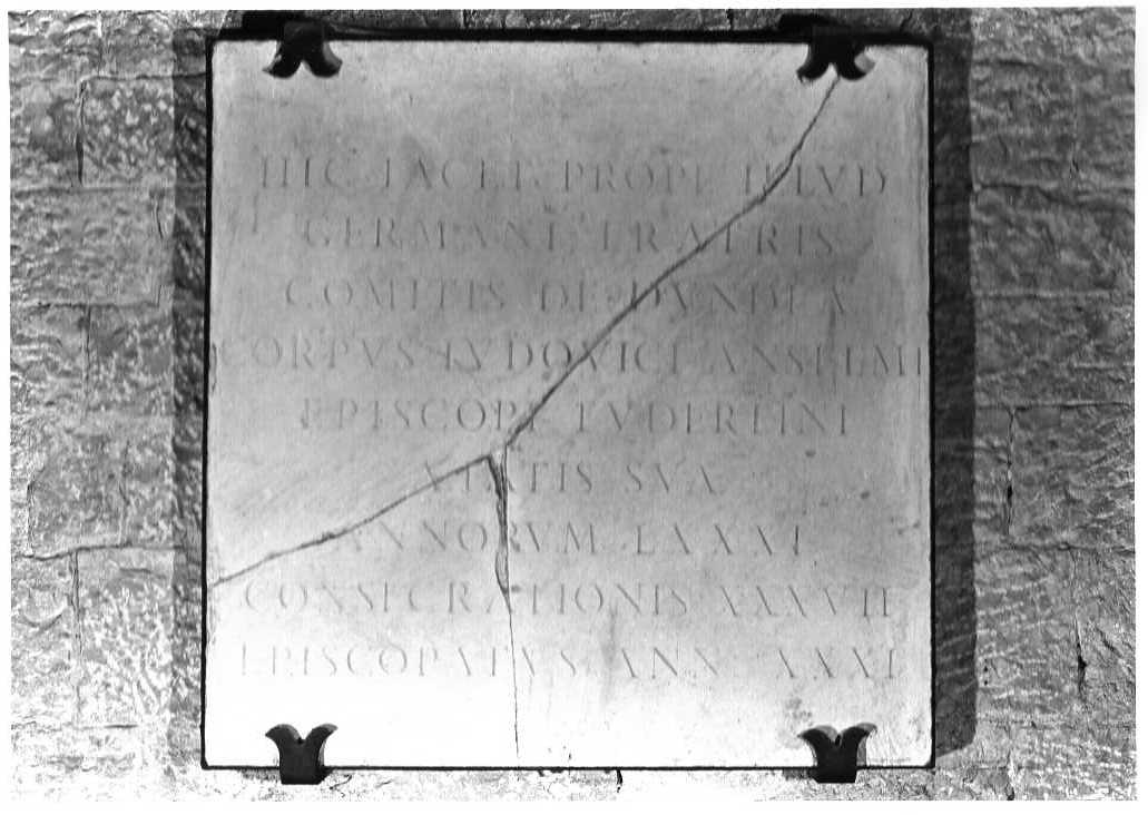 lapide tombale, opera isolata - bottega Italia centrale (sec. XVIII)