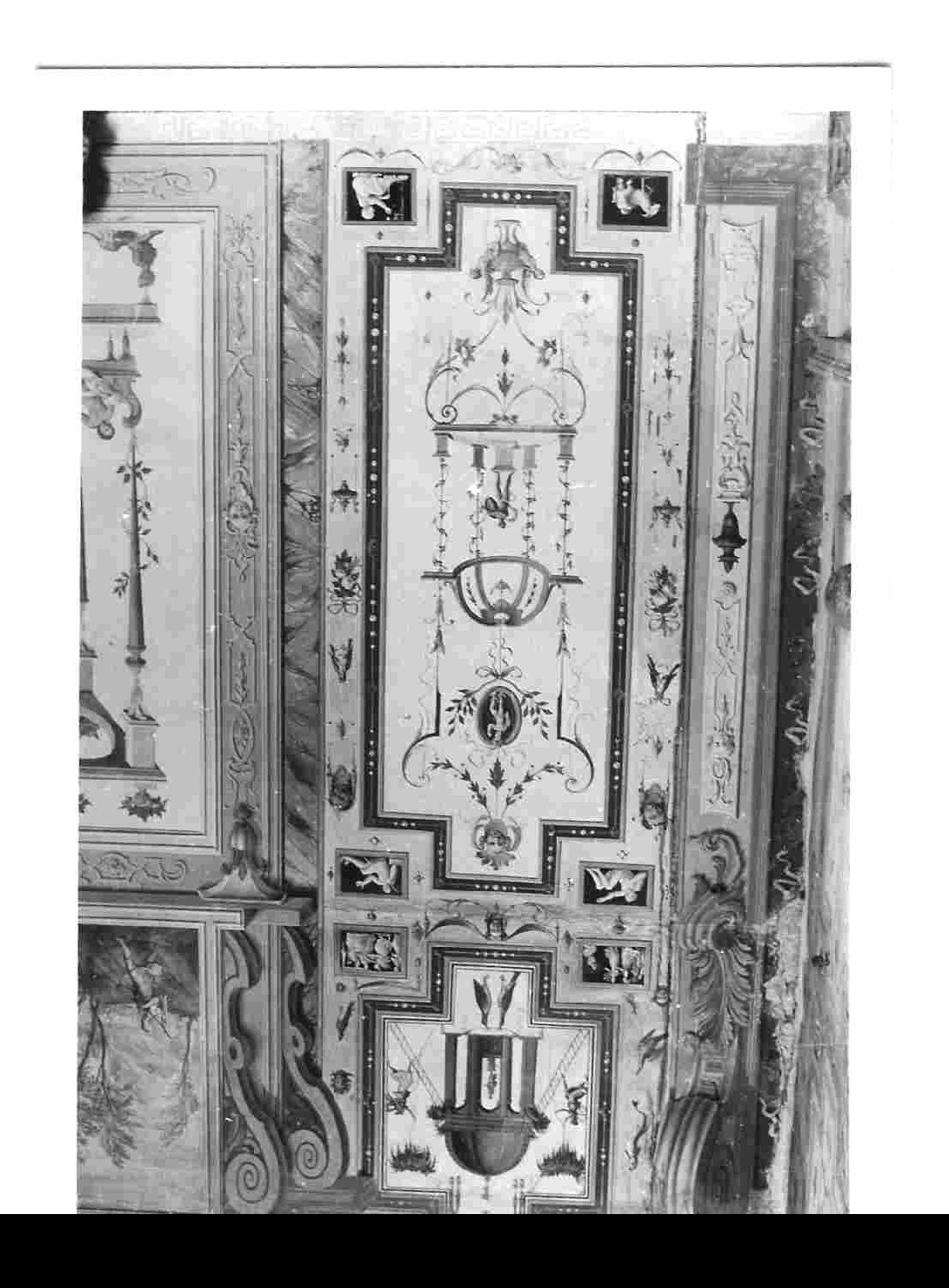 grottesche (dipinto, elemento d'insieme) di Gherardi Cristoforo detto Doceno (attribuito) (metà sec. XVI)