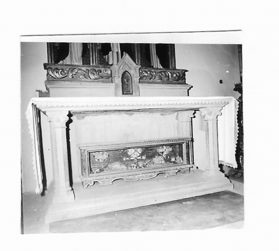 altare, insieme - bottega Italia centrale (prima metà sec. XX)