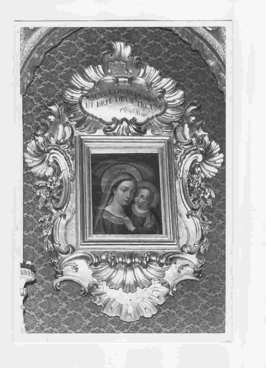 Madonna con Bambino (cornice, opera isolata) - bottega Italia centrale (sec. XVII)