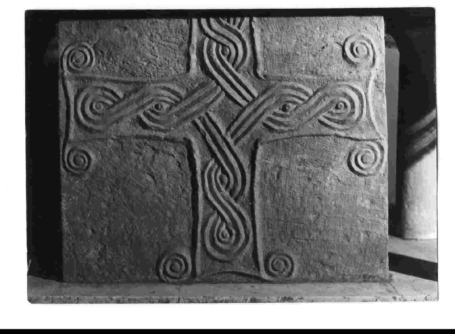 cippo, opera isolata - ambito Italia centrale (sec. VIII, sec. IX)