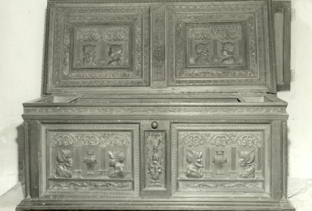 cofano, opera isolata - bottega umbra (prima metà sec. XVI)
