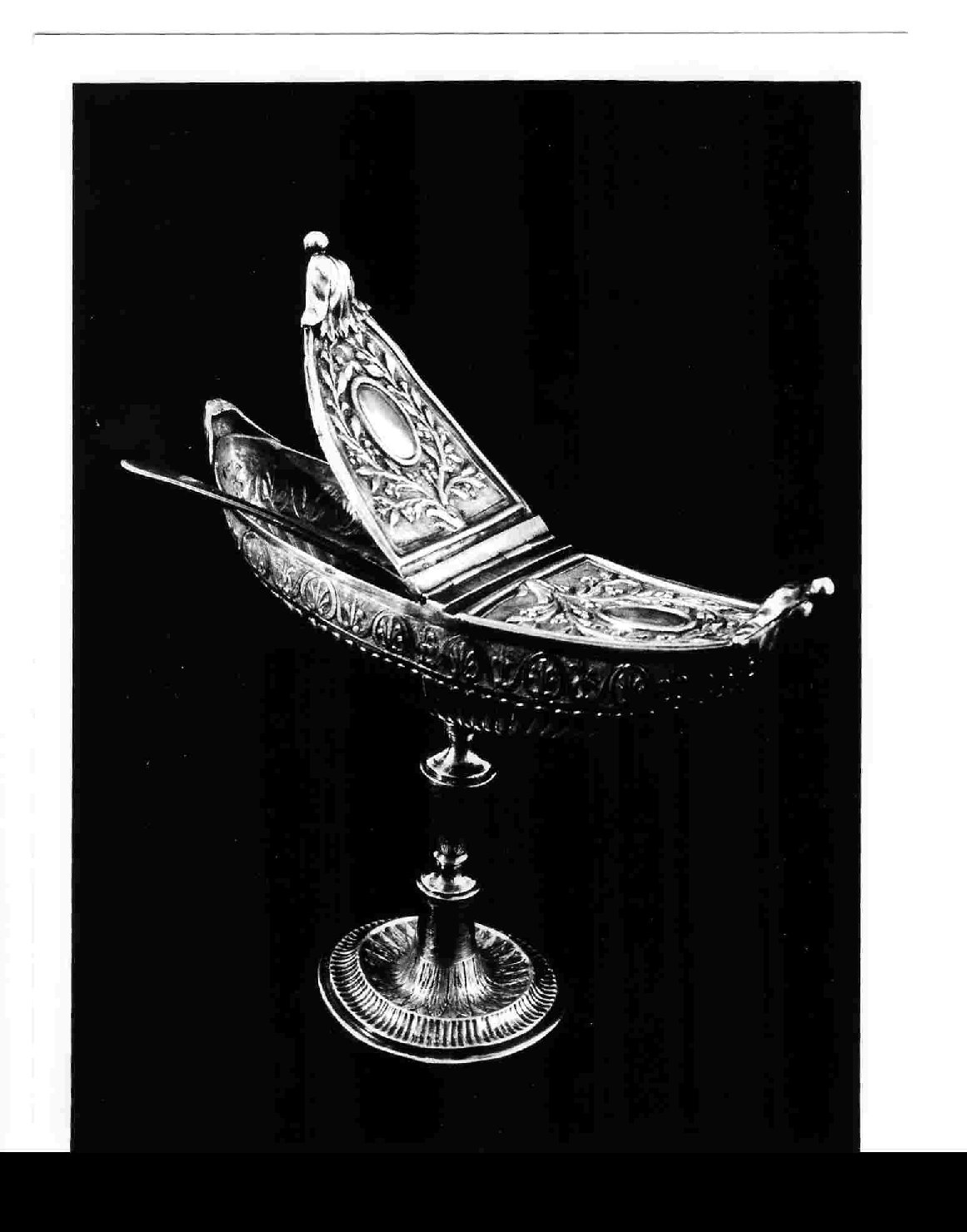 navicella portaincenso, elemento d'insieme - bottega romana (sec. XIX)