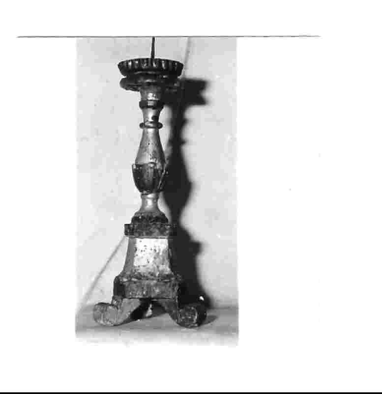 candeliere d'altare, serie - bottega Italia centrale (sec. XIX)