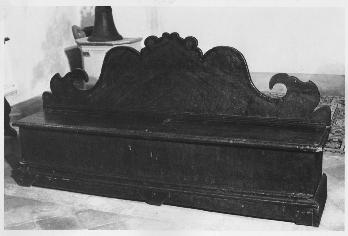 cassapanca, opera isolata - bottega Italia centrale (sec. XVII)