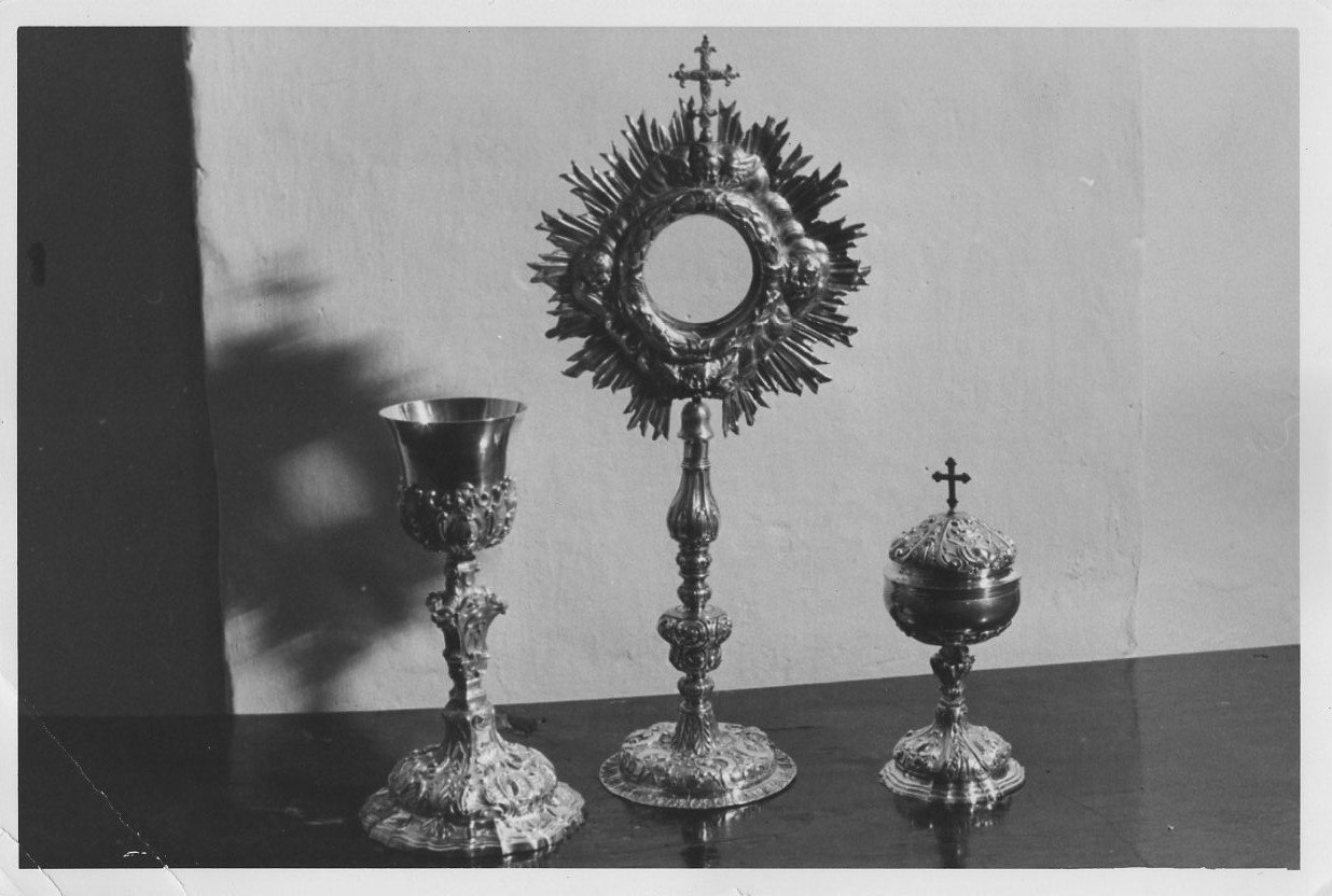 pisside, opera isolata - bottega Italia centrale (prima metà sec. XIX)