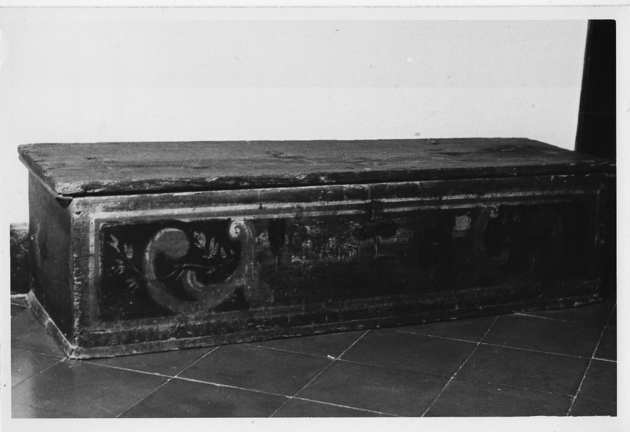 cassone, opera isolata - bottega Italia centrale (sec. XVII)