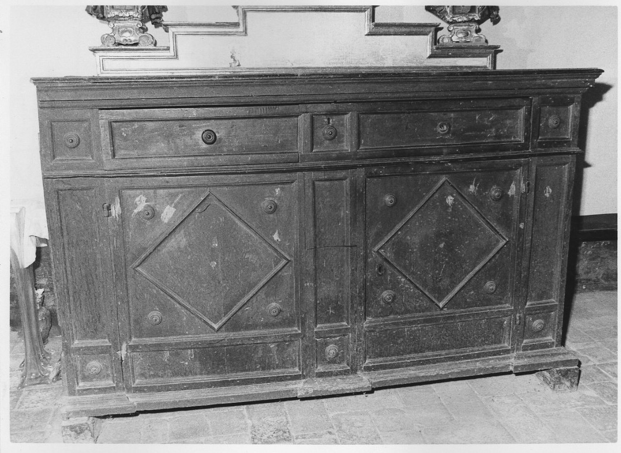 mobile da sacrestia, opera isolata - bottega italiana (secc. XVI/ XVII)